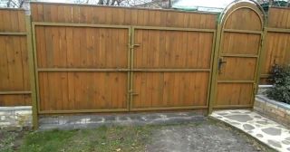 Купить распашные ворота деревянные Новоуральск, цена от 2740 руб.