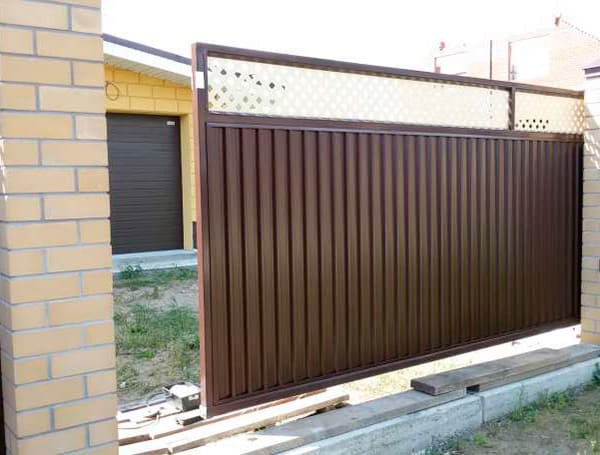 Эстетика и Надежность: Ворота Grand Line для Вашего Дома в Новоуральске от 37007 руб